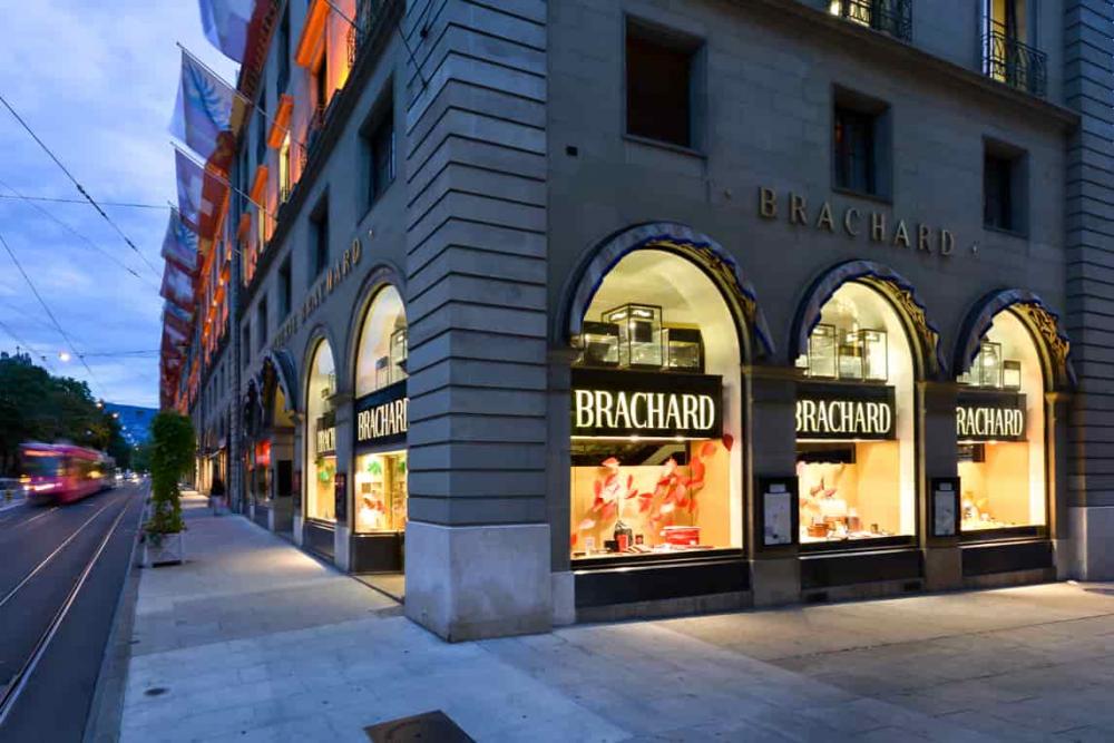 Photo de l'extérieur du magasin Brachard à la Corraterie